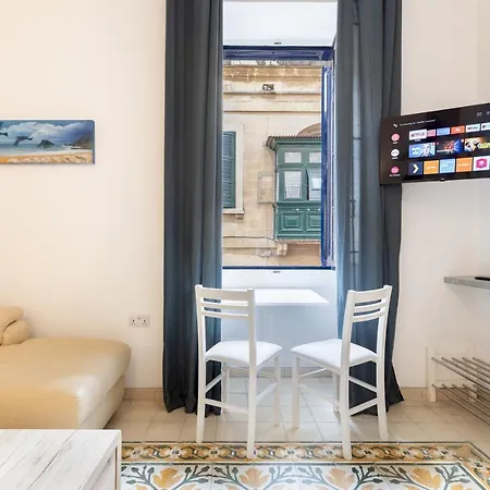 A In Malta's Capital דירה *